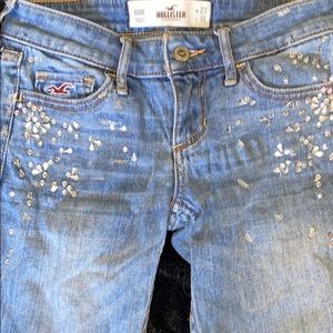 00 Like new Hollister Jeans 23 with bling.